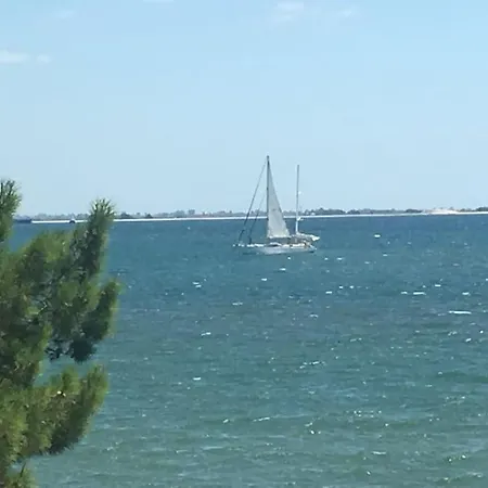 Elgreco By The Sea 4*