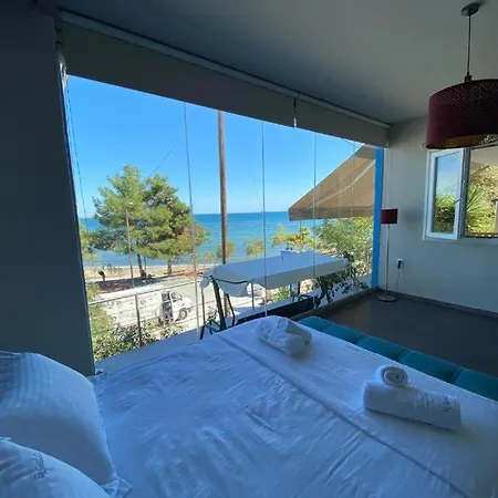 Elgreco By The Sea Bed & Breakfast Nea Karvali