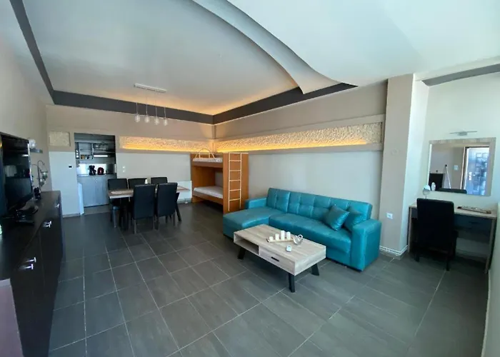 Elgreco By The Sea Couette-café